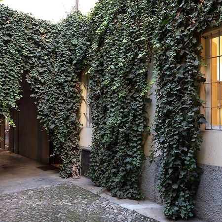 Palazzo Liberati Apartments Parma Exterior photo